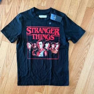 Abercrombie Kids stranger Things, Charcoal Tee